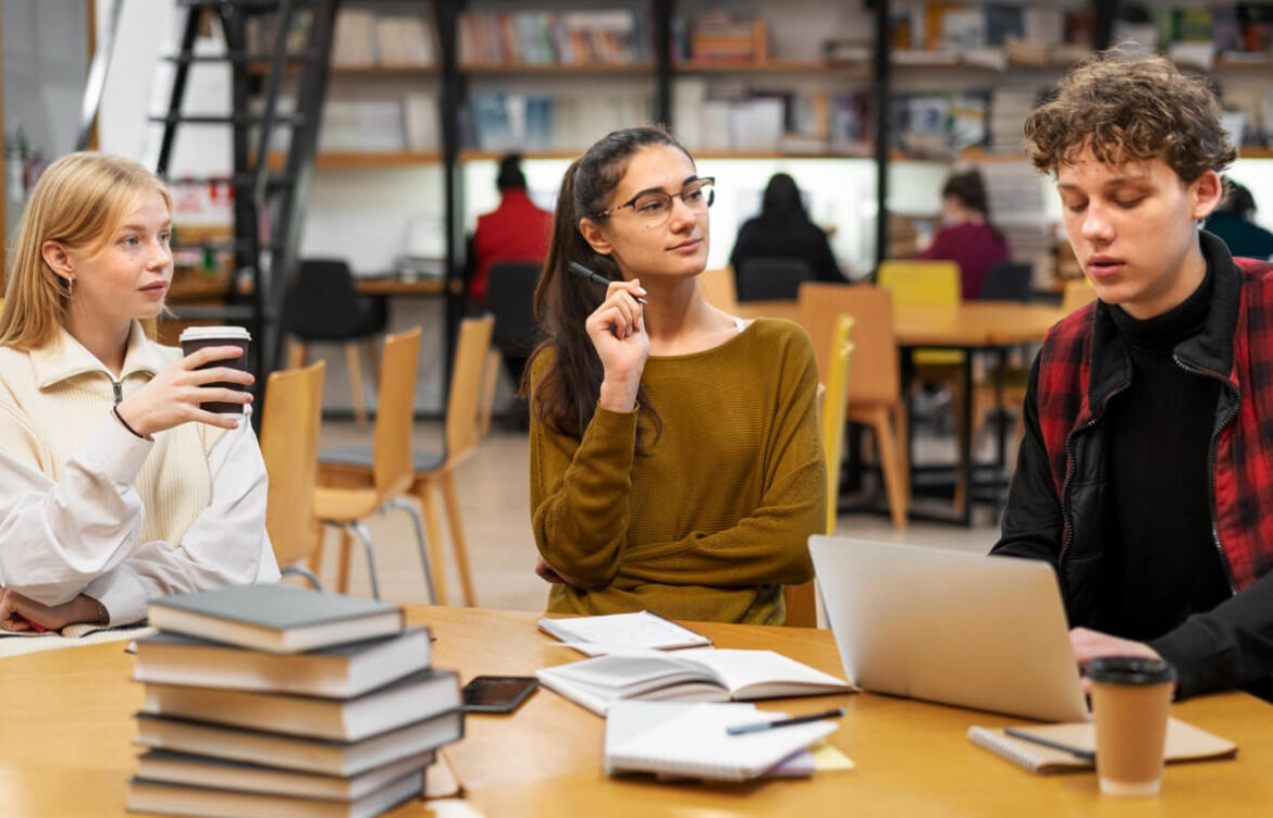 Cras accumsan nulla nec lacus ultricies placerat.